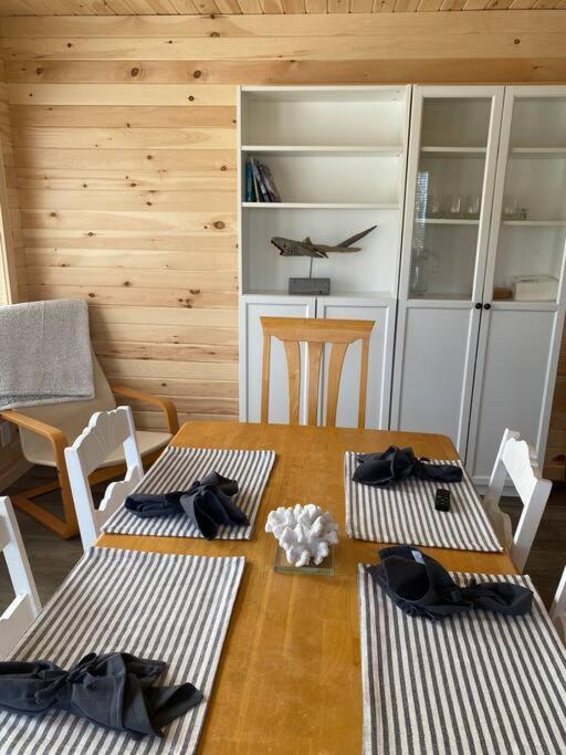 Osprey Place Бракли Бийч Екстериор снимка